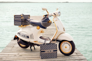 Vespa 946  Christian Dior:    ,     